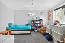 Burton Close, Chessington