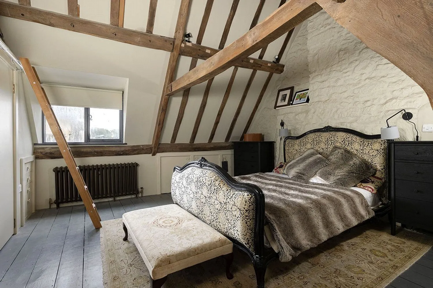 High Street, Chipping Campden, GL55 photo 6