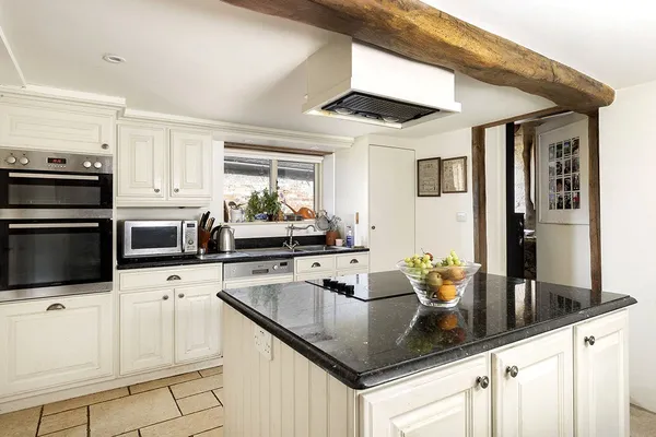 High Street, Chipping Campden, GL55 photo 8