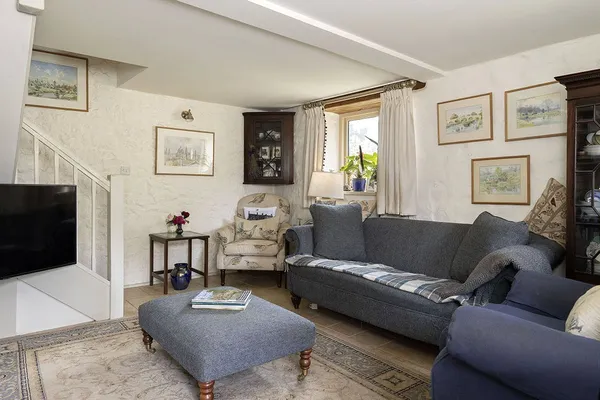 High Street, Chipping Campden, GL55 photo 9