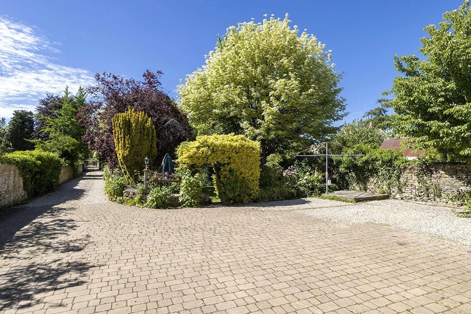 High Street, Chipping Campden, GL55 photo 14