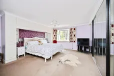 Mount Caburn Crescent., Peacehaven