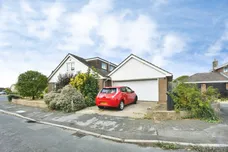 Mount Caburn Crescent., Peacehaven