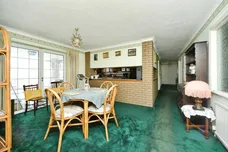 Mount Caburn Crescent., Peacehaven