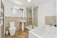 Clos Rhys Meurug, Creigiau, Cardiff