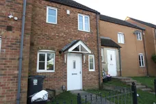 Keighley Road, Illingworth, HALIFAX