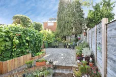 Kings Road, Halstead