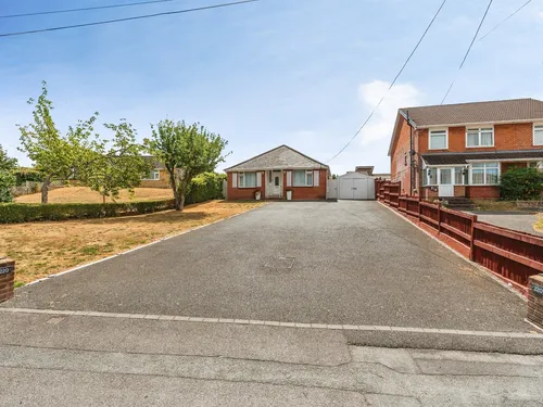 Fair Oak Road, Bishopstoke, Eastleighphoto