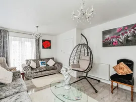 Fair Oak Road, Bishopstoke, Eastleigh thumb 3