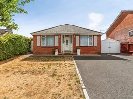 Fair Oak Road, Bishopstoke, Eastleigh photo