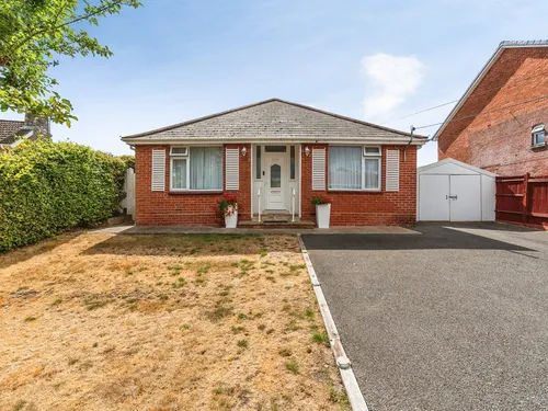 Fair Oak Road, Bishopstoke, Eastleighphoto