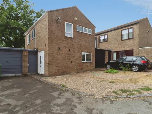 Bamburg Close, Corbyphoto