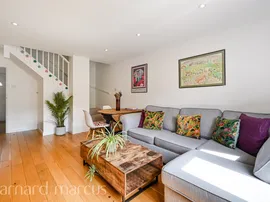 Bowman Mews, London photo