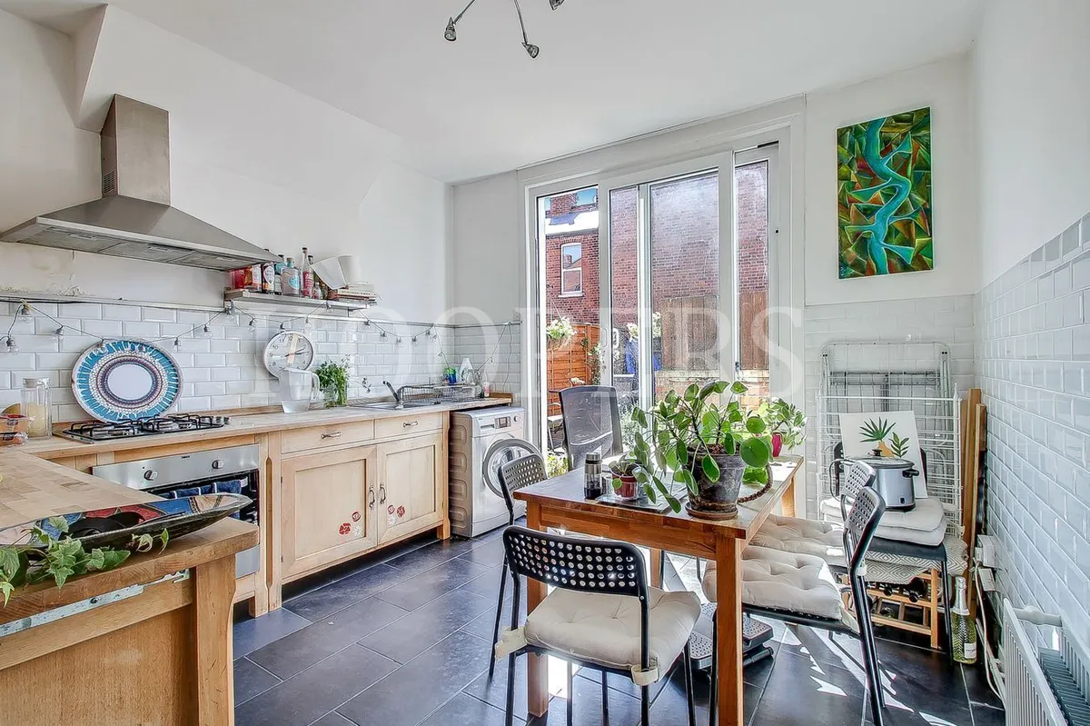 Langton Road, London, NW2