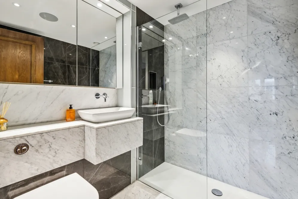 Penthouse Carnwath Road London SW6 photo 8