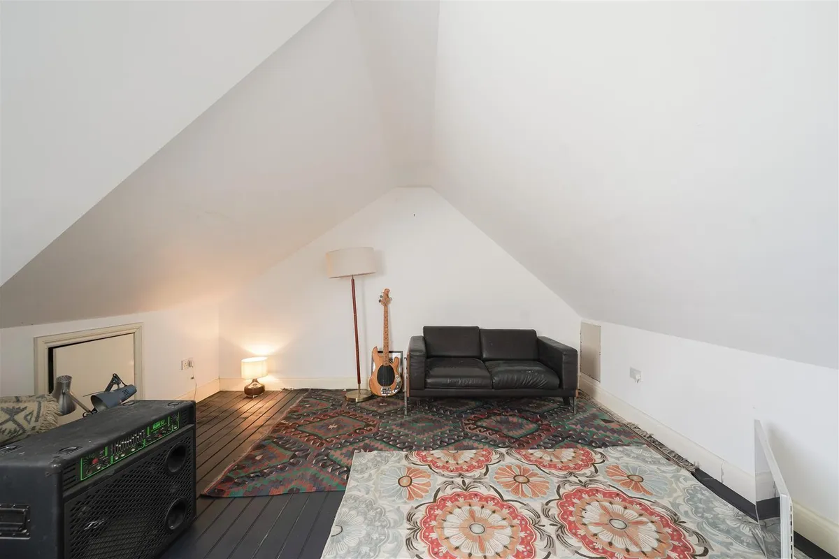 Callcott Road, London, NW6