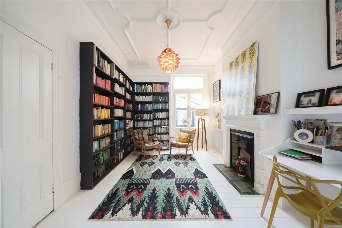 Callcott Road, London, NW6
