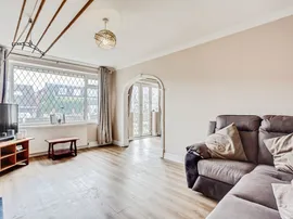 Lingwell Gate Drive, Wakefield thumb 2