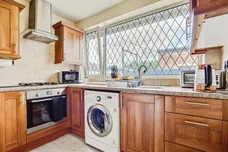 Lingwell Gate Drive, Wakefield