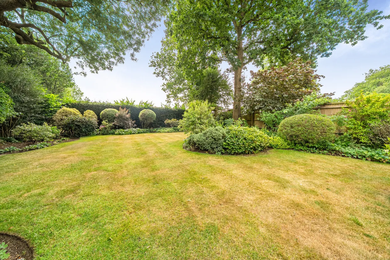 Dairymede, Speen, Princes Risborough, HP27 photo 21