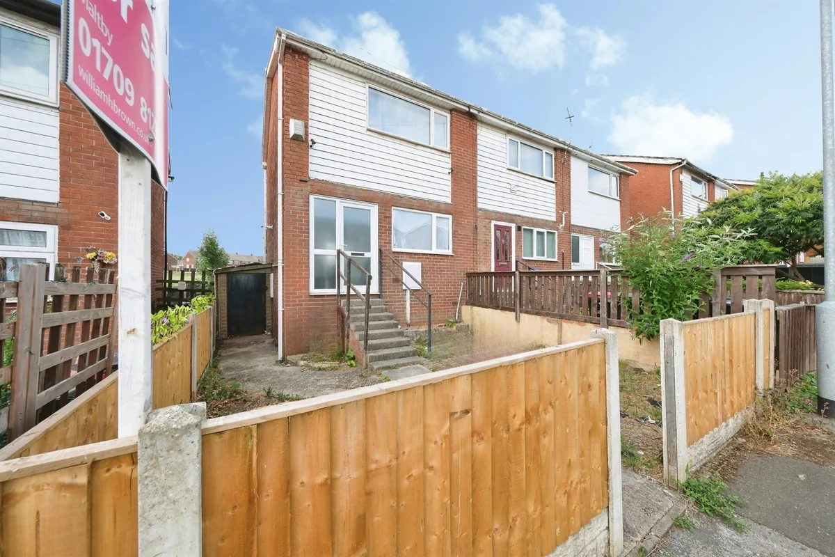 Strauss Crescent, Maltby, Rotherham
