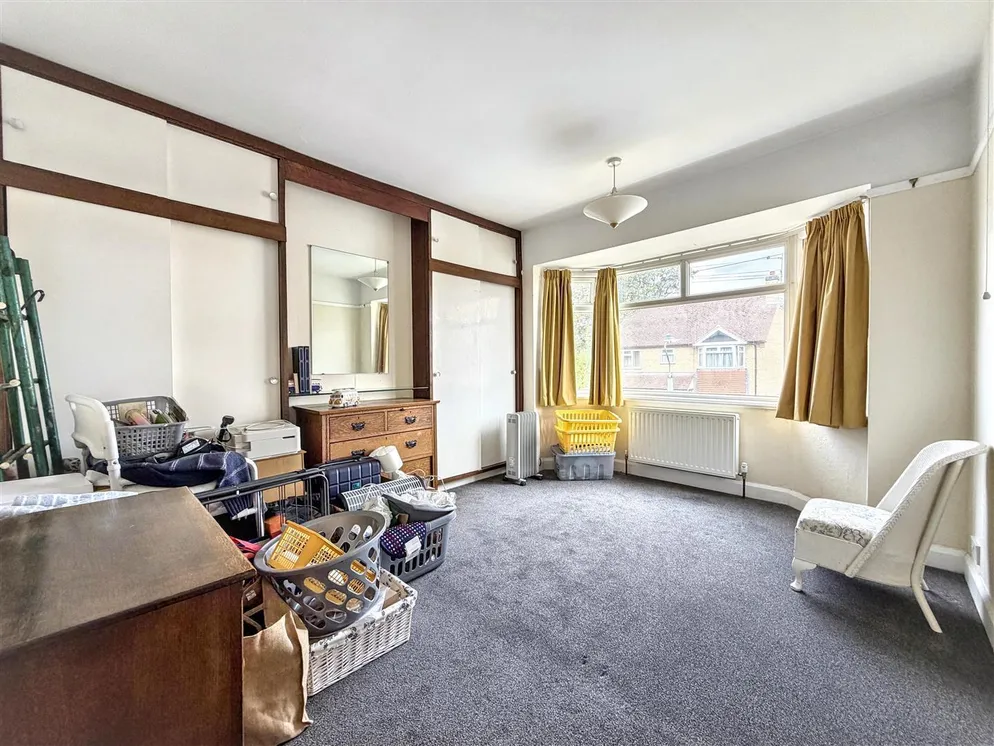 Property carousel item 12