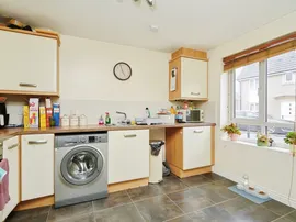 Blackthorn Road, Didcot thumb 3
