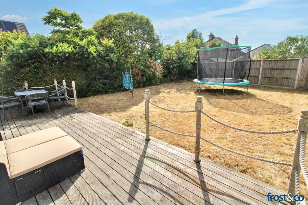 Property carousel item 15