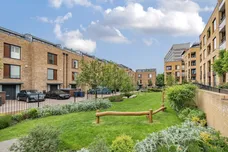 Quayle Crescent, London