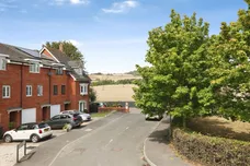 White Horse Way, Devizes