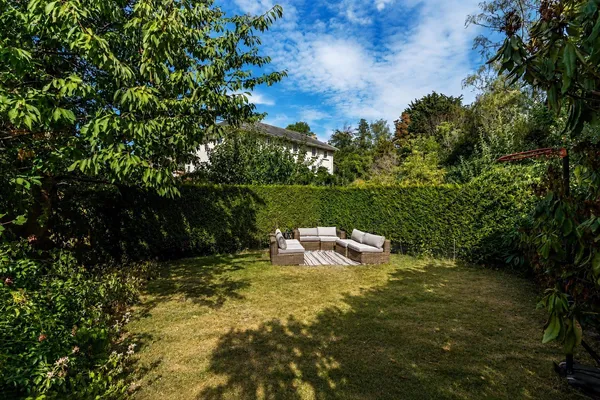 Chart Lane, Reigate, RH2 photo 24