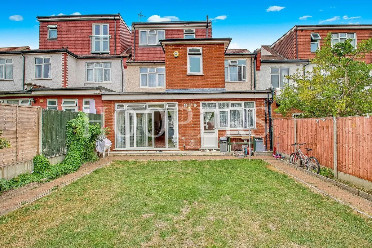 Park View Road, London, NW10