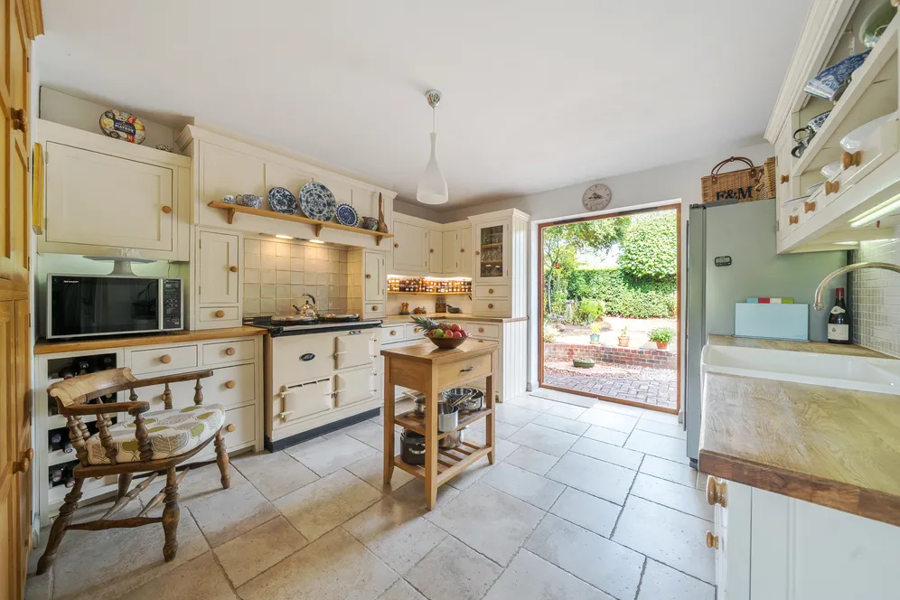 Church Road, Bramshott, GU30 photo 5