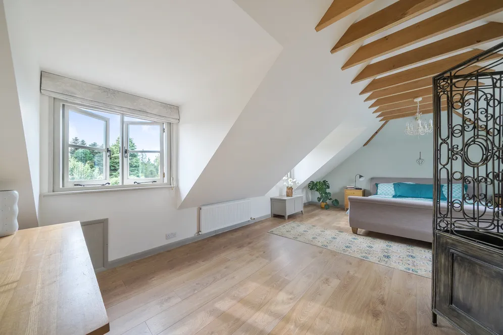 Church Road, Bramshott, GU30 photo 8