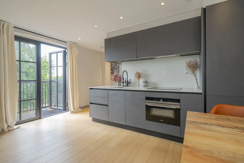Harrow Road, London, W9 photo 4