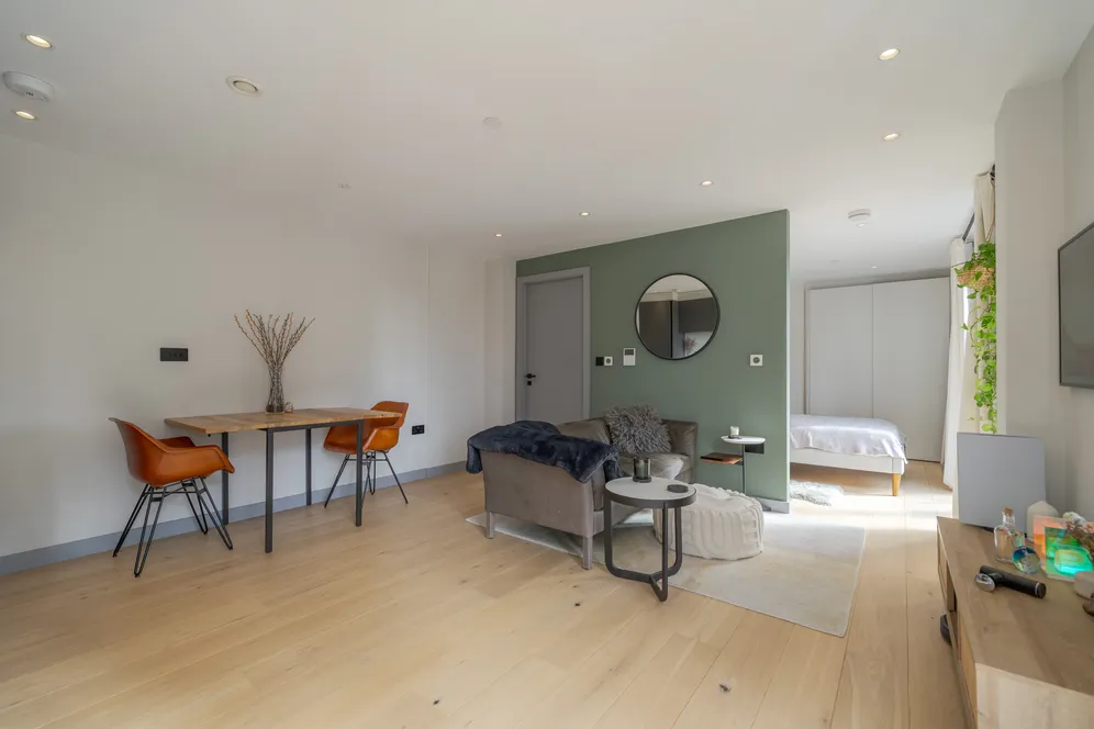 Harrow Road, London, W9 photo 16