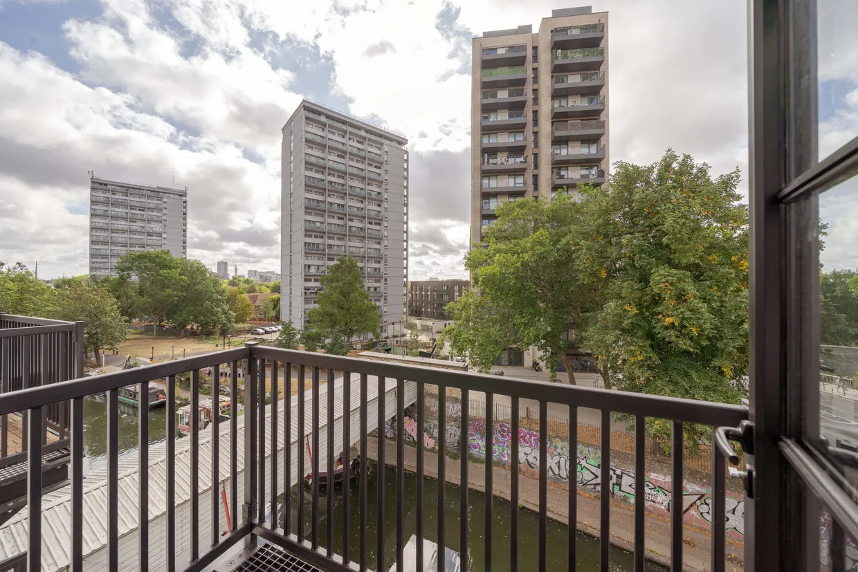 Harrow Road, London, W9 photo 23