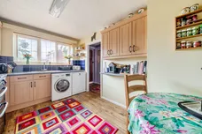 Periwinkle Close, Lindford, GU35 photo 4