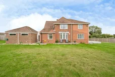 Doncaster Road, Harlington, Doncaster