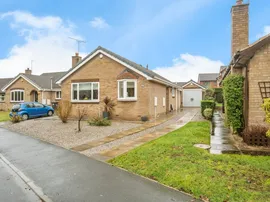 Sunningdale Close, Bessacarr, Doncaster photo
