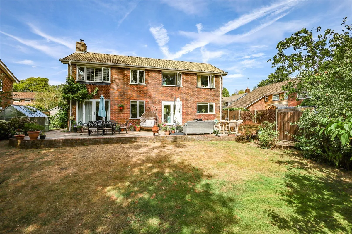 Pine Walk, Liss, Hampshire, GU33