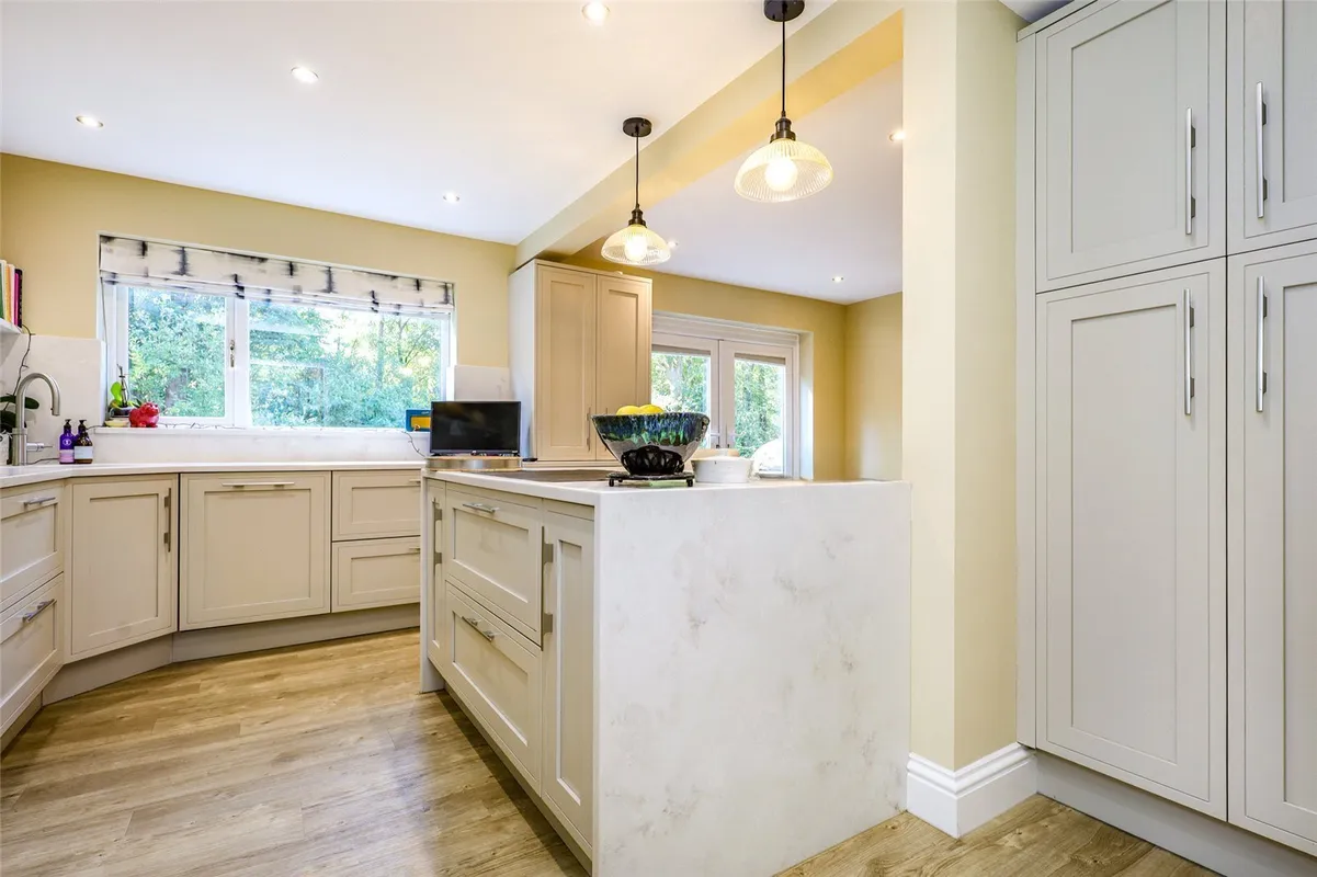 Pine Walk, Liss, Hampshire, GU33