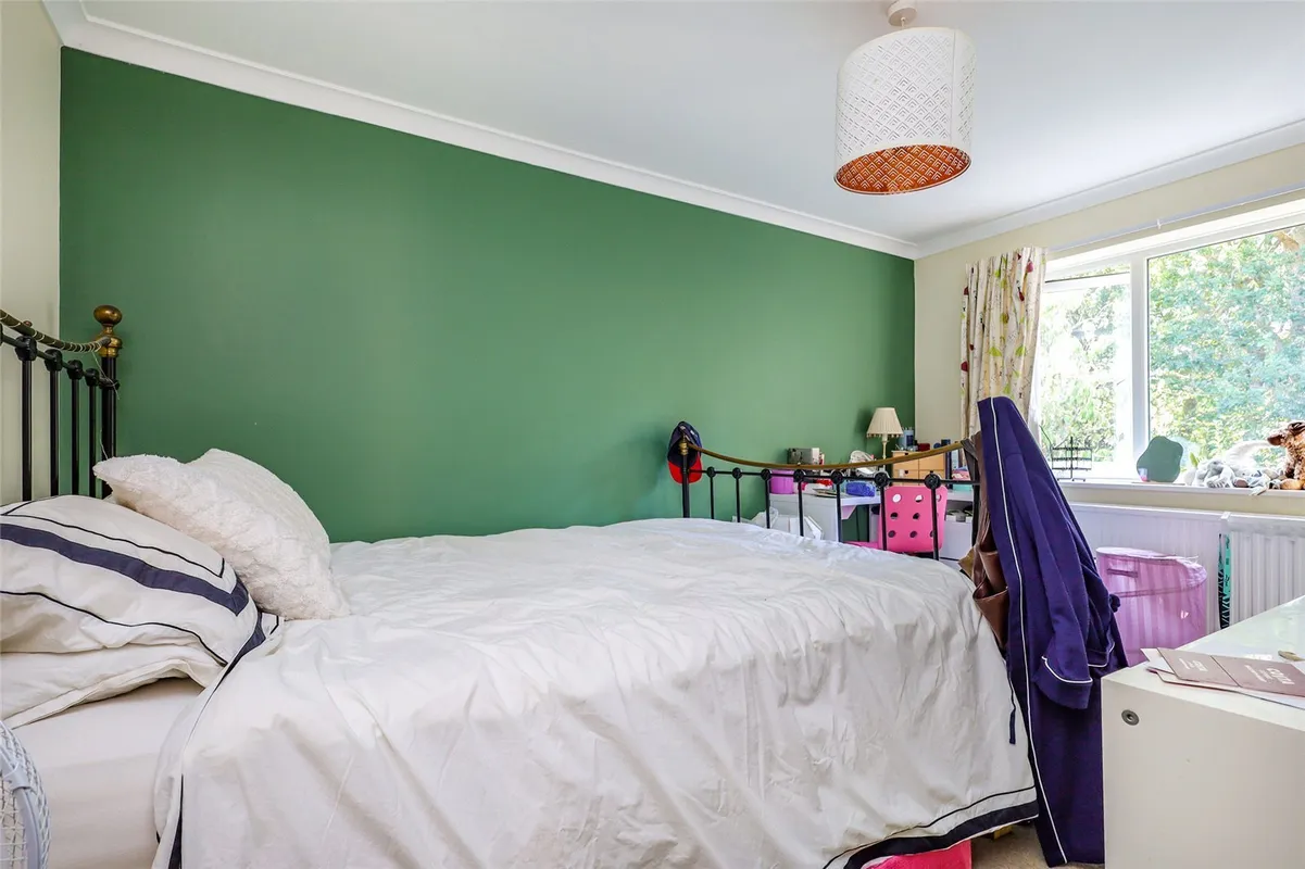 Pine Walk, Liss, Hampshire, GU33