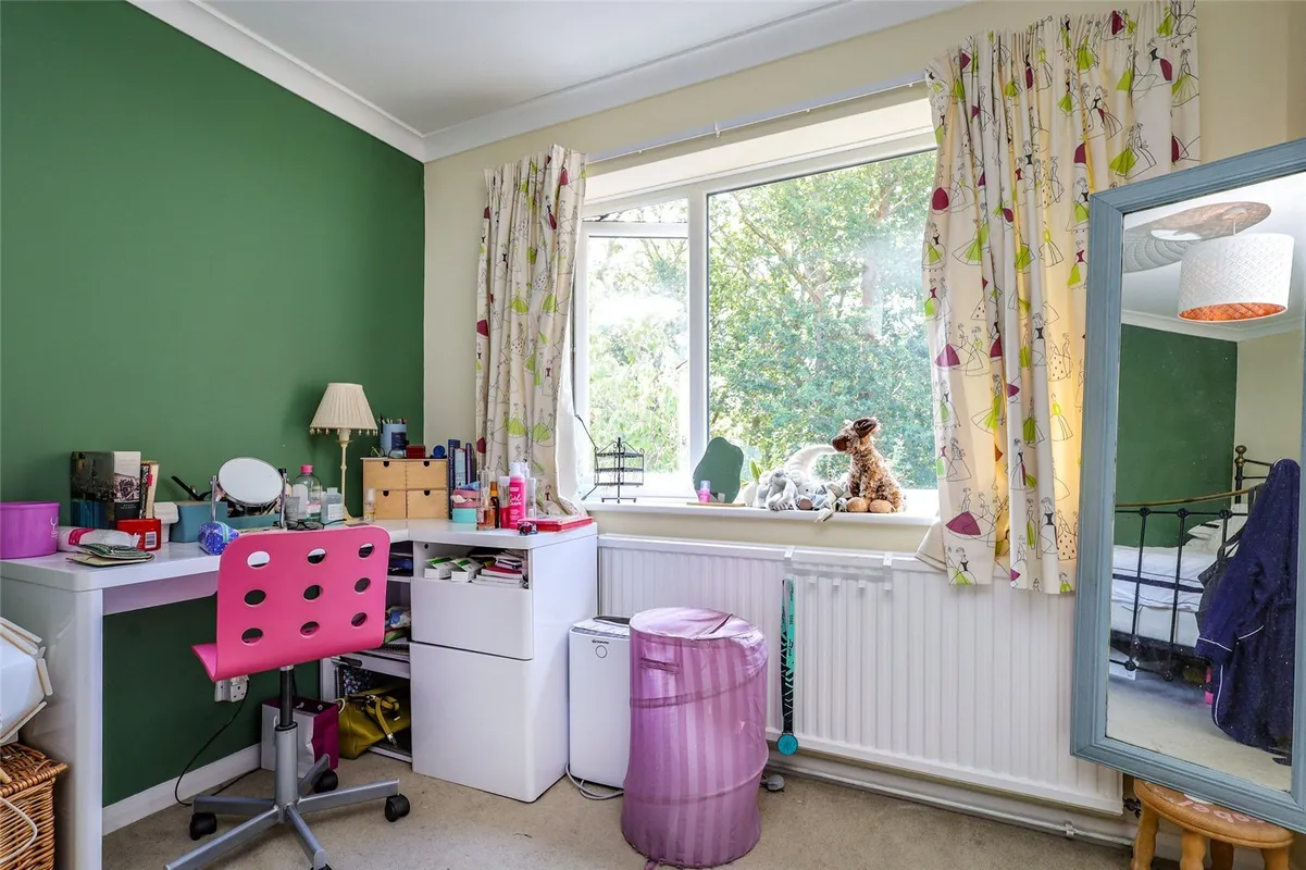 Pine Walk, Liss, Hampshire, GU33