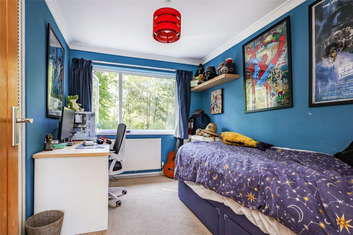 Pine Walk, Liss, Hampshire, GU33