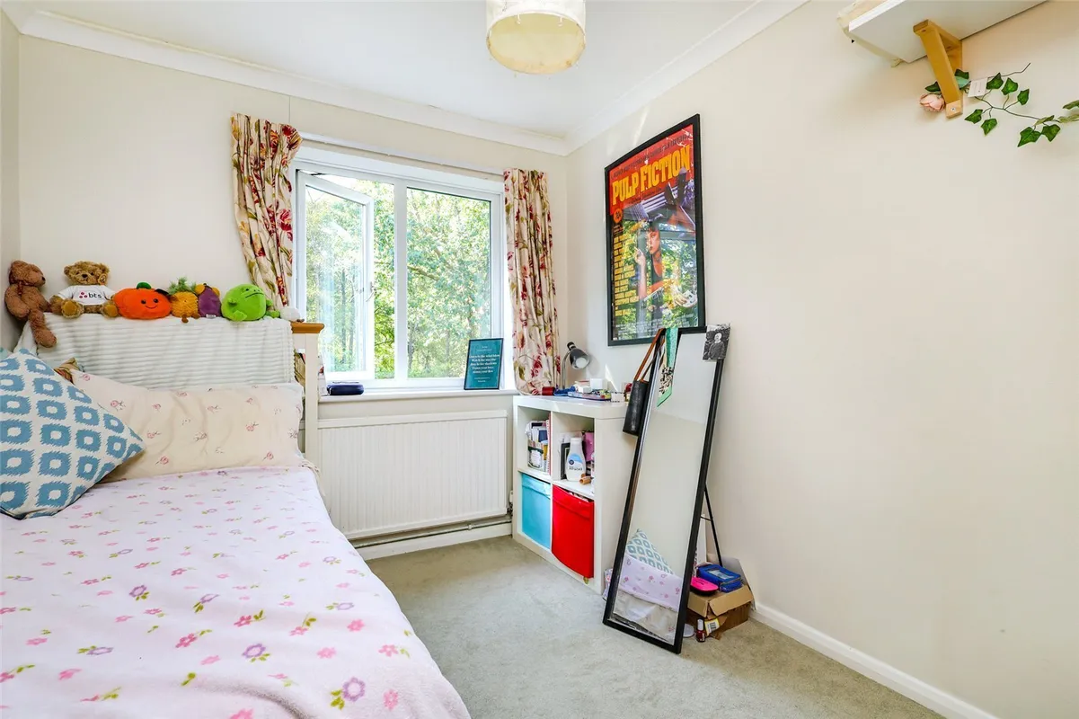 Pine Walk, Liss, Hampshire, GU33