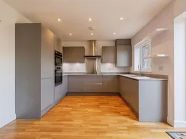 Whitegate Road, Minehead thumb 3