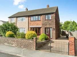 Kings Avenue, Castleford photo