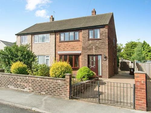 Kings Avenue, Castlefordphoto