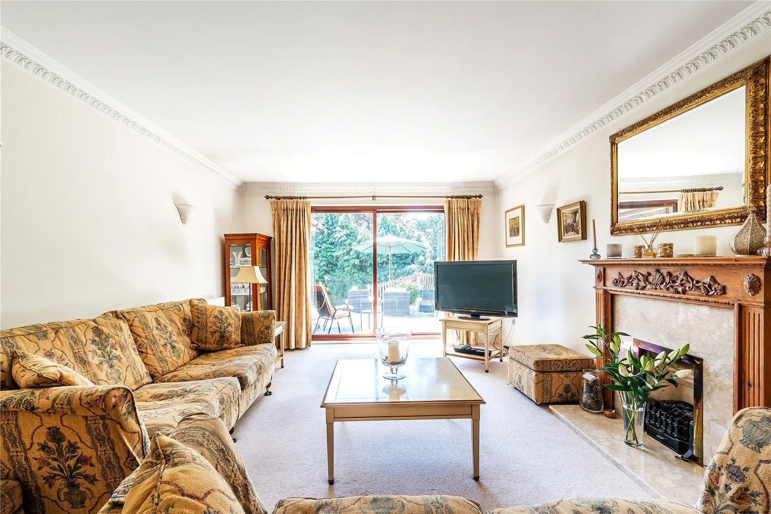 Raglan Road, Reigate, RH2 photo 3